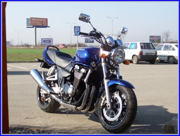 Moje gsx 1400.jpg